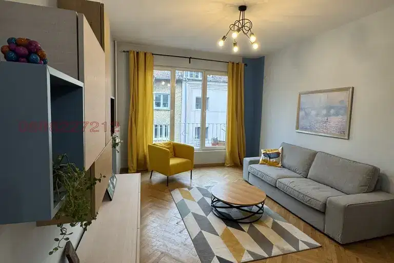 3-bedroom apartment in Sofiya, Centyr