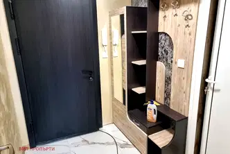 Тристаен апартамент с тераса в Център, София, ул. Софроний Врачански