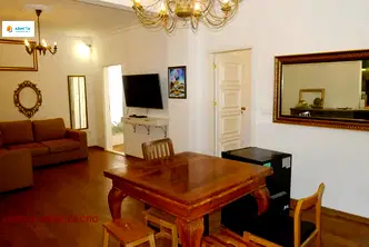 Тристаен апартамент с тераса в Център, пл. Руски паметник