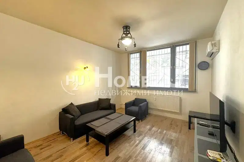 3-bedroom apartment in Sofiya, Centyr