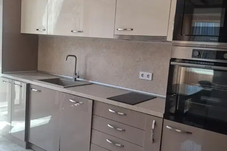 Three-room apartment with terrace in Center, Osogovo St