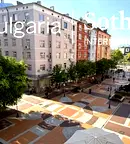 Просторен 3-стаен апартамент в Център с тераса