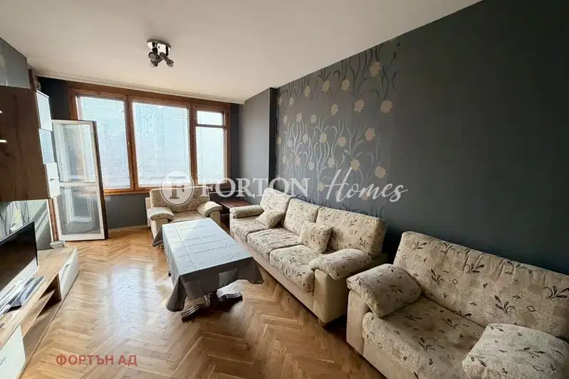 3-bedroom apartment in Sofiya, Centyr