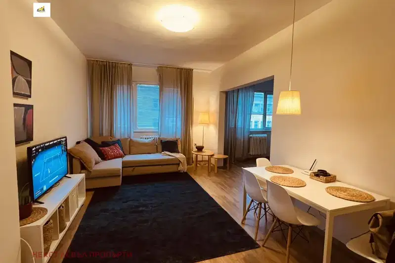 3-bedroom apartment in Sofiya, Centyr