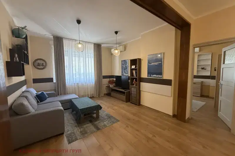 3-bedroom apartment in Sofiya, Centyr