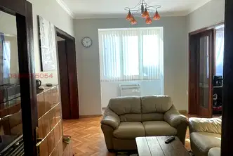 Четиристаен апартамент в Център, близо до метро Медицинска академия