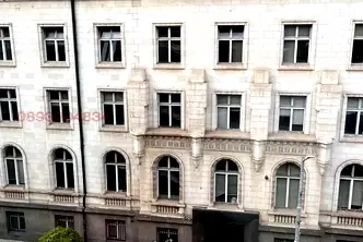 Четиристаен апартамент в Център, София с обновен вид