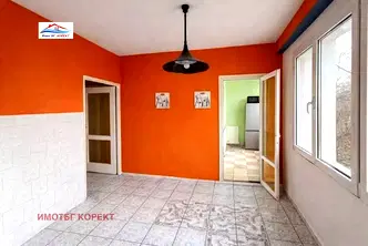 Двустаен апартамент с две тераси в Дианабад, София