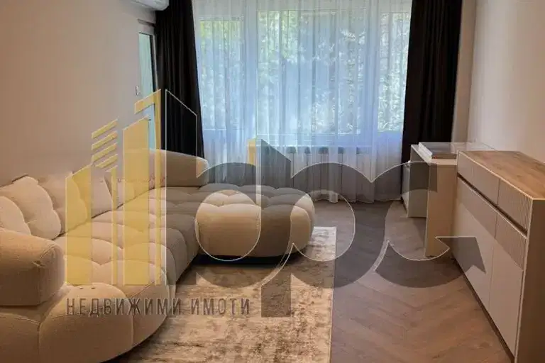 Тристаен апартамент в София, Дианабад