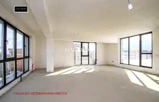 Просторен 3-стаен апартамент с тераси в Дианабад, София