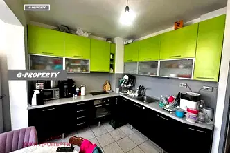 Четиристаен апартамент в Дианабад с асансьор и луксозно обзавеждане
