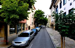 Двустаен апартамент в Докторски паметник с видео наблюдение