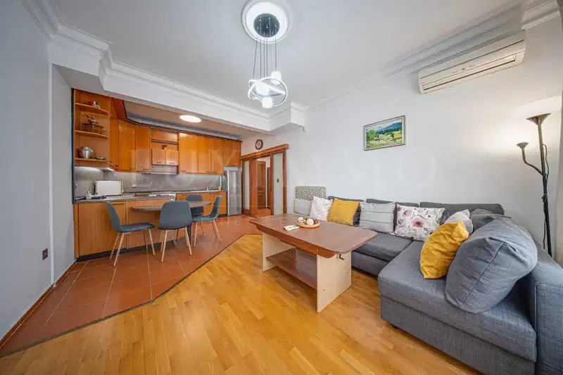 3-bedroom apartment in Sofiya, Doktorski Pametnik