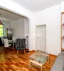 Тристаен апартамент в София, Докторски паметник