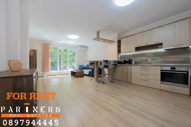 3-bedroom apartment in Sofiya, Doktorski Pametnik