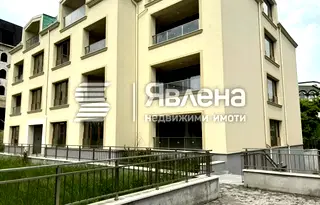 Тристаен апартамент с тераса в Драгалевци, София