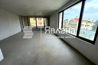 Тристаен апартамент с гледка към Витоша в Драгалевци, София