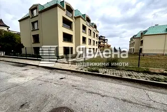 Тристаен апартамент с паркомясто в Драгалевци, София