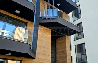 Тристаен апартамент с две тераси в Драгалевци, София