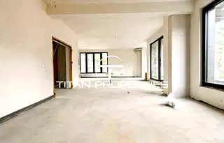 Тристаен апартамент с двор и тераса в Драгалевци, София