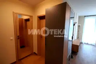 Двустаен апартамент с тераса и паркинг в Драгалевци, София