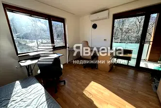 Тристаен апартамент с паркомясто в Драгалевци, София