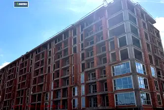 1-стаен апартамент с двор в Дружба 1, София