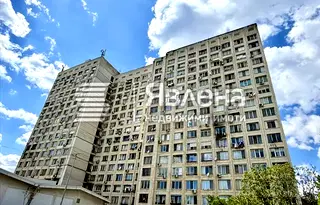 2-стаен апартамент в Дружба 1 с източно изложение