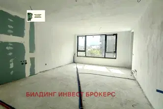 Тристаен апартамент в Дружба 1 с паркомясто, София