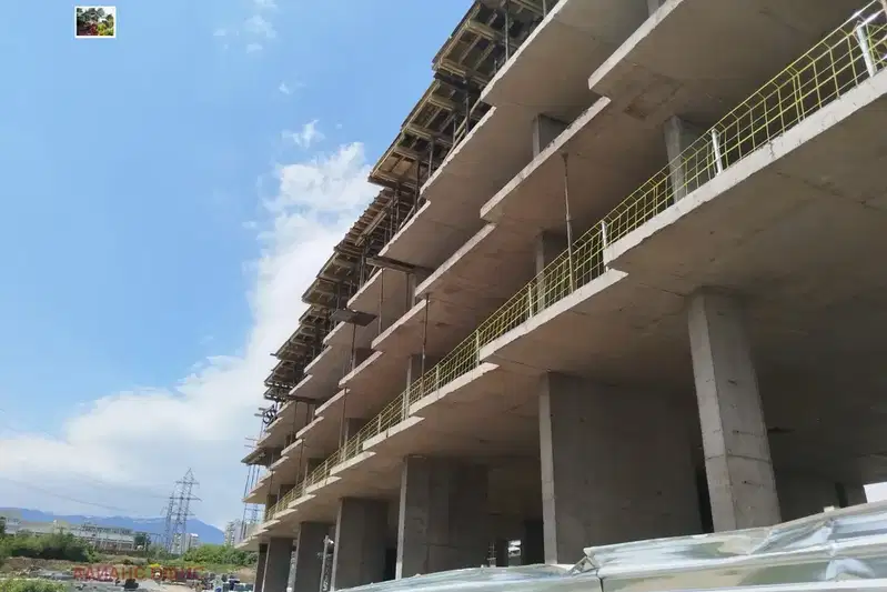 3-bedroom apartment in Sofia, Drujba 1
