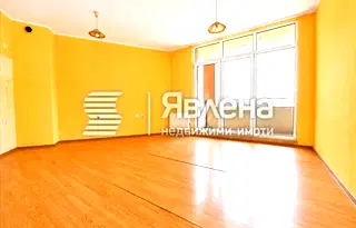 Едностаен апартамент в Дружба 2 с тераса и асансьор