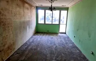 Тристаен апартамент с югоизточно изложение в Дружба 2, София