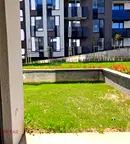Тристаен апартамент с двор в Дружба 2, София