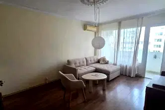 Тристаен апартамент с две тераси в Дружба 2, София
