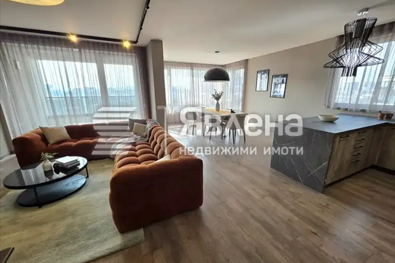 3-bedroom apartment in Sofiya, Drujba 2