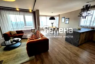 Просторен 3-стаен апартамент в Дружба 2 с две бани