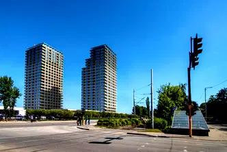 Тристаен апартамент в Дружба 2 с гледка към парк