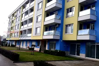 Двустаен апартамент с тераса в Дружба 2, София