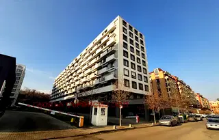 3-стаен апартамент в Дружба 2 с тераса в Цариградски комплекс