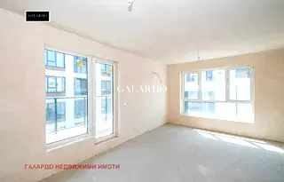 Двустаен апартамент в Дървеница с двустранно изложение