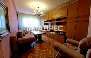 Двустаен апартамент в Дървеница близо до метро