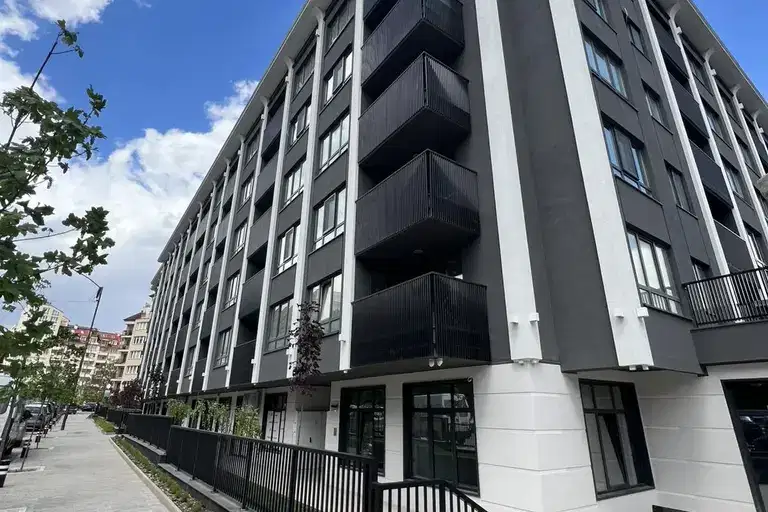 Тристаен апартамент в Дървеница с гледка към Витоша
