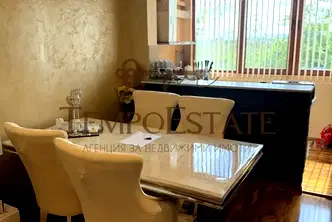 Тристаен апартамент на първи етаж в Експериментален, София