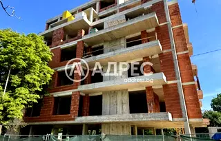 Тристаен апартамент в Гео Милев с паркомясто и асансьор
