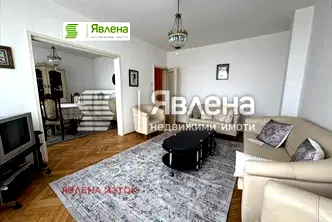 Тристаен апартамент в София, Гео Милев