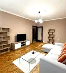 Тристаен апартамент с две бани в Гео Милев, София