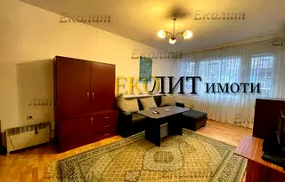 Тристаен апартамент в Гео Милев с голяма тераса