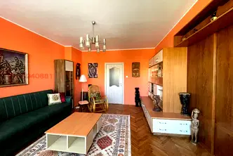 Тристаен апартамент с голяма тераса в Гео Милев, София