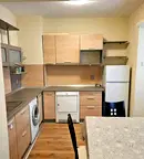 Тристаен апартамент с панорамна гледка в Гео Милев, София