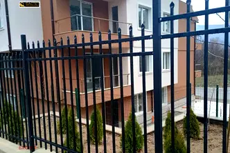 Двустаен апартамент с двор в Горна баня, София